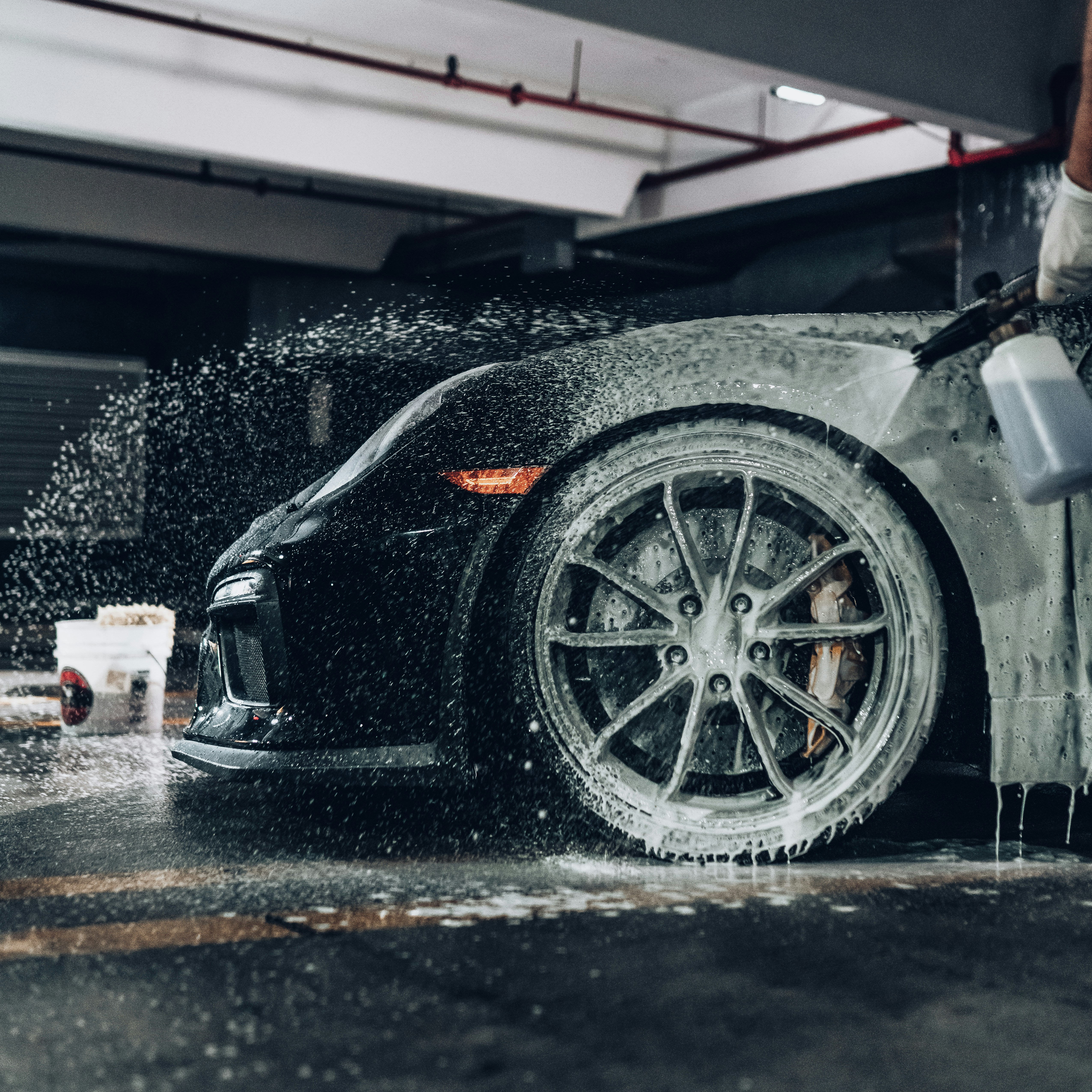 Mobile auto detailing service in Tampa FL
